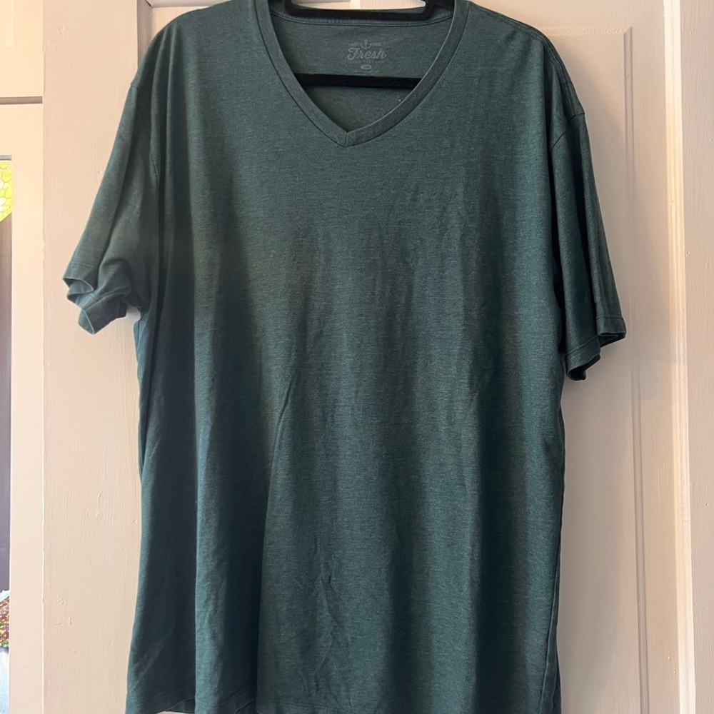 Men’s 3X Fresh Clean Tees V-Neck